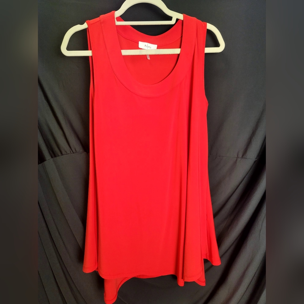 Colletta Red top
